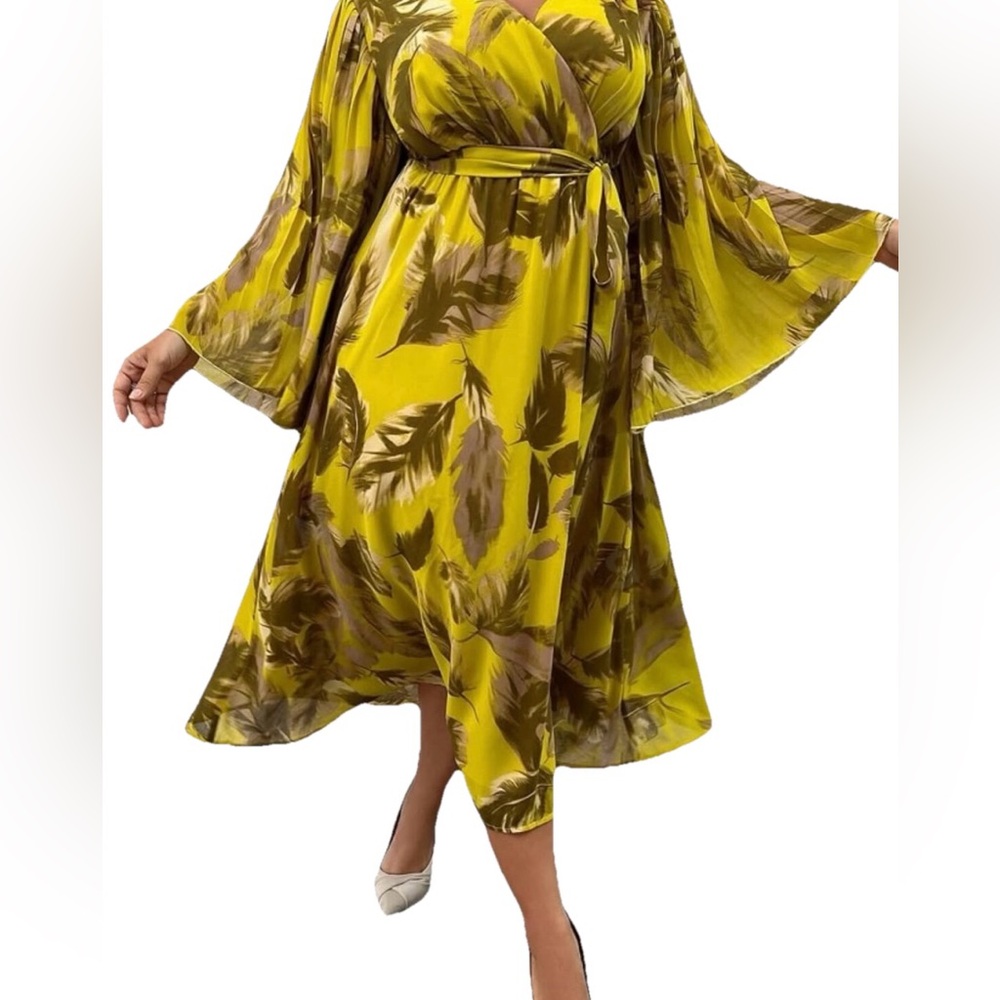 EUC Yellow Floral Maxi Dress 3X 
FYI: the belt is missing - Picture 5 of 7